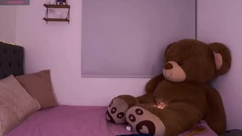 Snapshot of tiana_sanders chatting on March 25, 2026, 1:44 am TATIANA online show from March 25, 2026, 1:44 am
