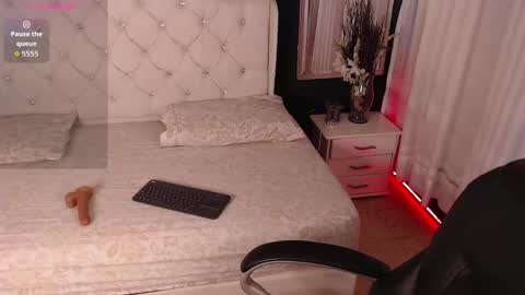 LIA online show from October 16, 2025, 12:39 pm