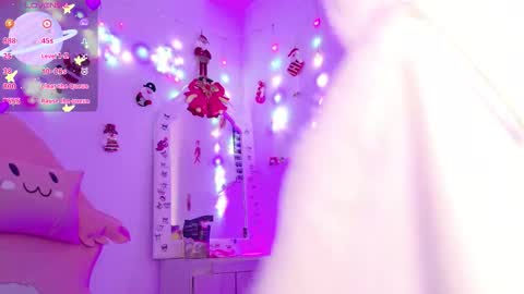 Tiana Le online show from December 3, 2025, 12:29 am