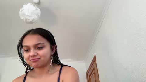 Snapshot of tianale chatting on April 30, 2026, 10:54 am Tiana Le online show from April 30, 2026, 10:54 am
