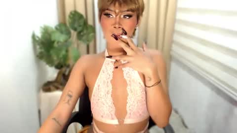 Snapshot of tiara_perezx chatting on January 7, 2026, 4:31 pm Sam online show from January 7, 2026, 4:31 pm