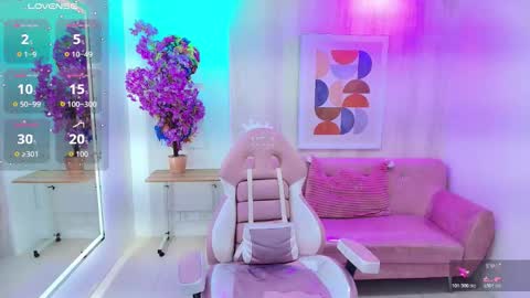 Tiara  online show from October 24, 2025, 8:11 am