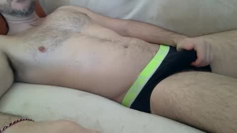 Tiburonbeach online show from November 22, 2025, 11:42 am