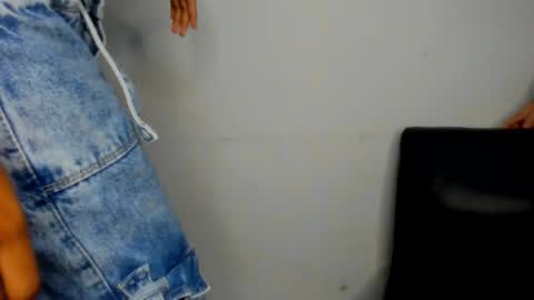 Snapshot of tibustream chatting on November 12, 2025, 8:30 pm tibustream online show from November 12, 2025, 8:30 pm