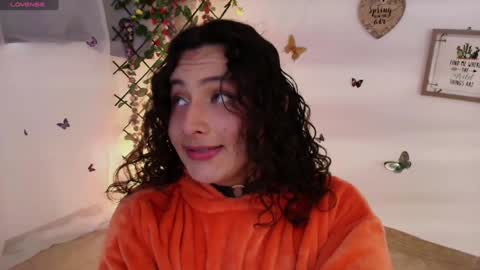 Snapshot of tich__ chatting on January 6, 2025, 4:36 am TICH online show from January 6, 2025, 4:36 am