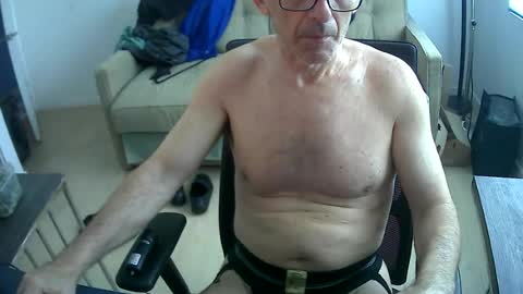 Snapshot of tied__up chatting on July 13, 2026, 1:47 pm JustMe online show from July 13, 2026, 1:47 pm