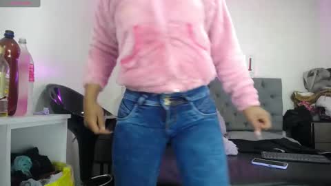 Snapshot of tifanny_nails chatting on February 27, 2025, 11:52 am Tifanny Nails online show from February 27, 2025, 11:52 am