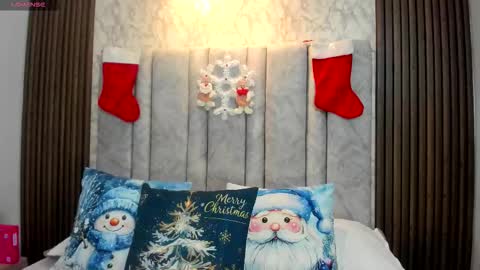 Tiff3 online show from December 1, 2025, 8:25 pm