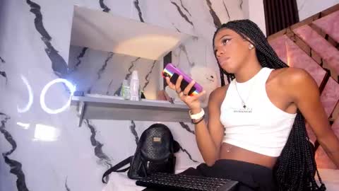 Snapshot of tifany_bigdick chatting on December 22, 2025, 6:38 pm Tifanny online show from December 22, 2025, 6:38 pm