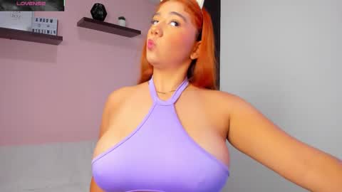 Tifany  online show from November 12, 2025, 8:41 pm