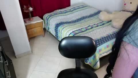 tifany online show from November 27, 2025, 11:40 pm