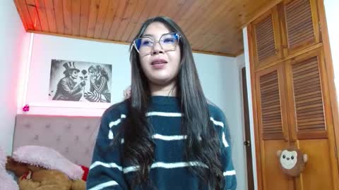 Tifanny online show from October 26, 2025, 4:40 am