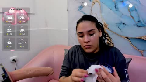 Snapshot of tiffany_glow_ chatting on November 8, 2025, 7:34 pm Tiffany online show from November 8, 2025, 7:34 pm