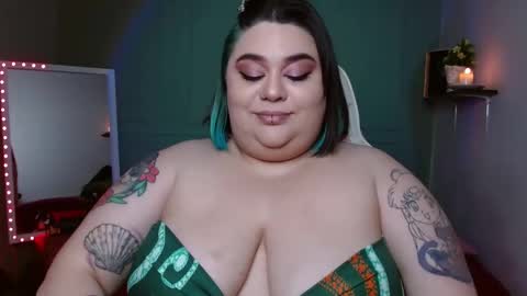 dont forget ask for custom vids  online show from December 25, 2024, 5:05 am