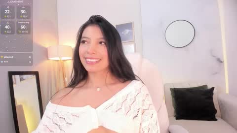 Snapshot of tiffany_low chatting on November 8, 2025, 1:33 pm tiffany_low online show from November 8, 2025, 1:33 pm