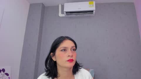 tiffany_mendez online show from October 27, 2025, 12:09 pm