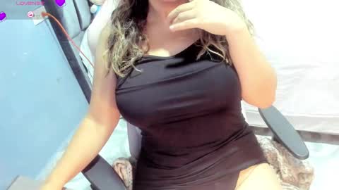 tiffany theressa online show from September 10, 2025, 9:59 pm