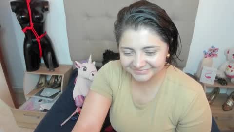 TiffanyAmazing online show from November 15, 2025, 12:34 pm