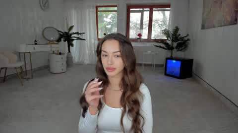 Tiffany Houston online show from February 1, 2025, 7:05 am