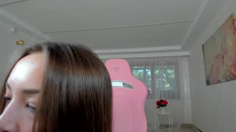 Tiffany Houston online show from September 22, 2025, 6:15 am