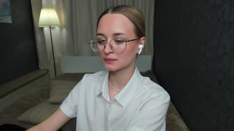 Tiffany online show from January 15, 2025, 6:29 pm