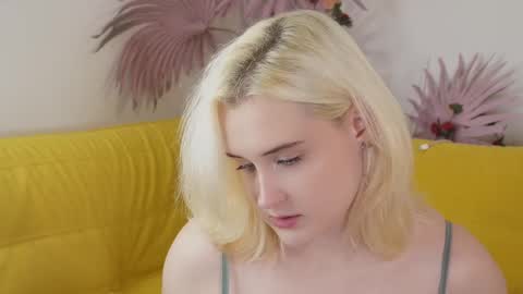 Snapshot of tiffanyjons chatting on October 29, 2025, 5:36 pm tiffanyjons online show from October 29, 2025, 5:36 pm