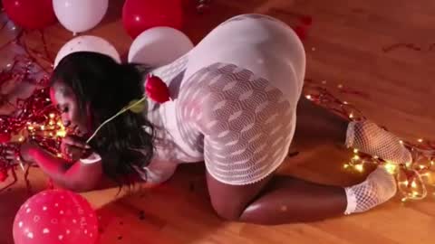 Snapshot of tiffanymena chatting on December 16, 2025, 7:57 am tifanny online show from December 16, 2025, 7:57 am