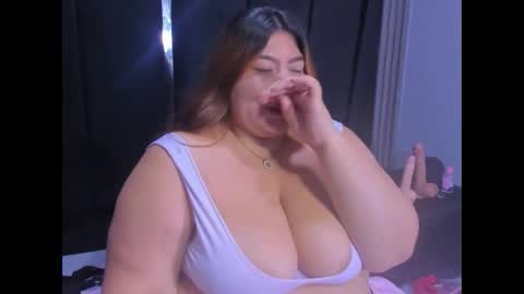 Snapshot of tiffanymonrow chatting on May 5, 2026, 1:30 pm TiffanyMonrow online show from May 5, 2026, 1:30 pm