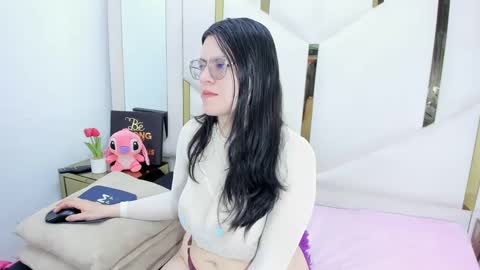 Snapshot of tiffanyortiz chatting on September 25, 2025, 2:21 pm TiffanyDoll online show from September 25, 2025, 2:21 pm