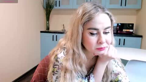 Snapshot of tiffanythoughts chatting on February 5, 2026, 8:08 am Tiffany online show from February 5, 2026, 8:08 am