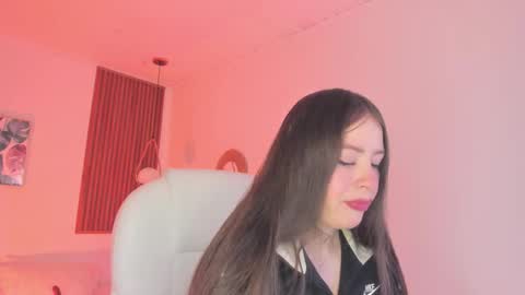 Snapshot of tiffanywright_ chatting on November 21, 2025, 11:31 am Tiffany online show from November 21, 2025, 11:31 am