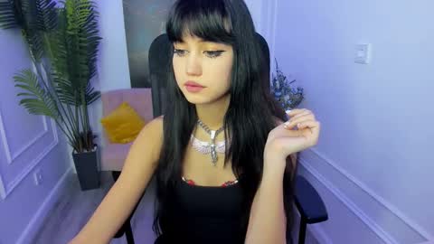 tiffanyyoun online show from January 16, 2026, 11:14 am