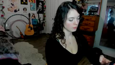 Snapshot of tiggerrosey chatting on February 8, 2025, 12:17 am   All my Links online show from February 8, 2025, 12:17 am