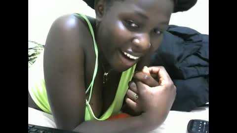 tight_pussie online show from October 23, 2025, 5:33 pm