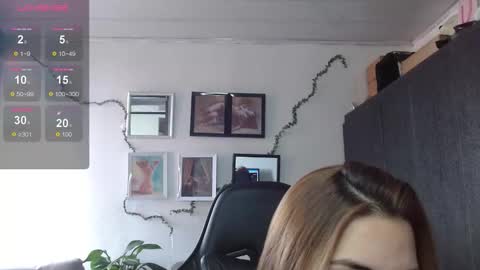 Tiina hz online show from September 25, 2025, 5:49 pm