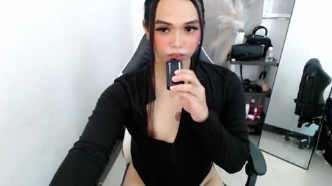 Snapshot of tijanafox chatting on January 10, 2026, 2:02 am Tijana online show from January 10, 2026, 2:02 am