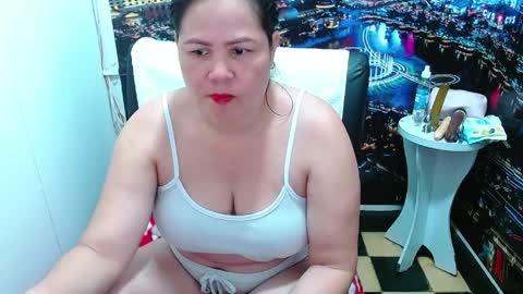 Tila online show from April 7, 2026, 12:55 am