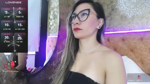 Snapshot of tila_tequila15 chatting on March 4, 2025, 12:22 pm TILA TEQUILA online show from March 4, 2025, 12:22 pm