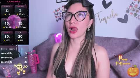 Snapshot of tila_tequila15 chatting on November 1, 2025, 2:52 pm TILA TEQUILA online show from November 1, 2025, 2:52 pm