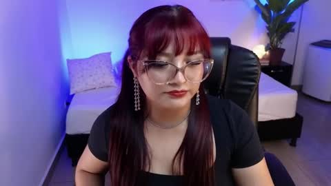 Tila Tequila online show from February 5, 2026, 6:07 am