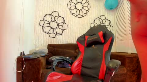 tim_boyd online show from January 8, 2025, 11:43 am