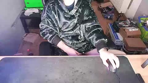 Hot timann online show from February 12, 2025, 2:14 am