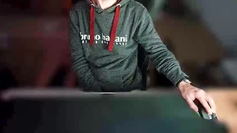 Hot timann online show from October 18, 2025, 5:43 am