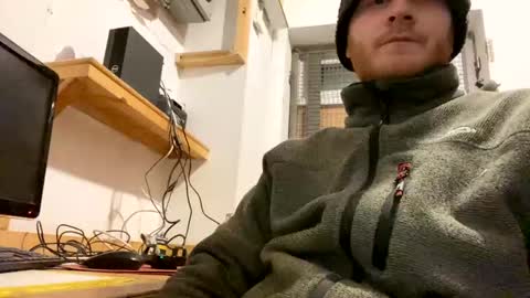 Snapshot of timeismoney92 chatting on December 27, 2024, 6:20 pm timeismoney92 online show from December 27, 2024, 6:20 pm