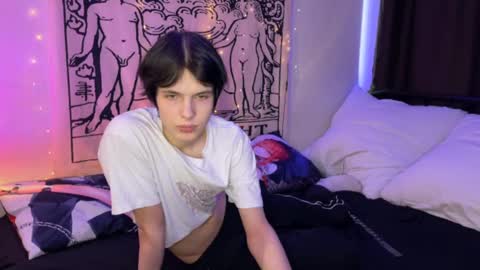 timi_moon online show from February 19, 2025, 10:34 am