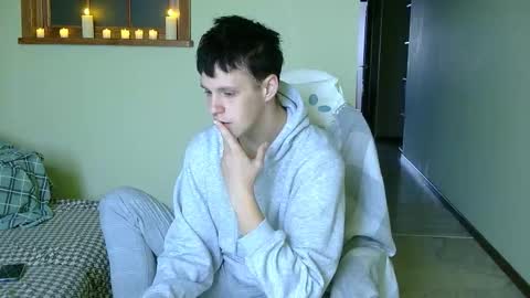 Tim WhiteS online show from November 9, 2025, 7:17 am