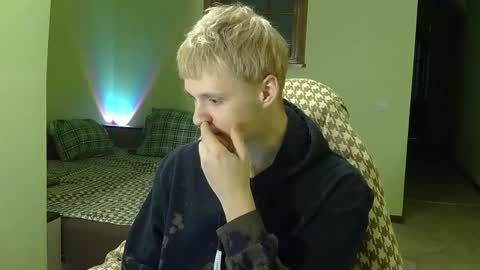 Tim WhiteS online show from November 26, 2025, 9:49 pm