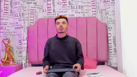 Snapshot of timothe_evans chatting on October 22, 2025, 9:58 pm Evans online show from October 22, 2025, 9:58 pm