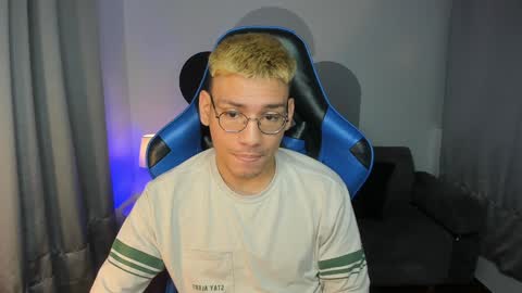 Snapshot of timothy_jones1 chatting on January 7, 2025, 10:54 am timi jones online show from January 7, 2025, 10:54 am