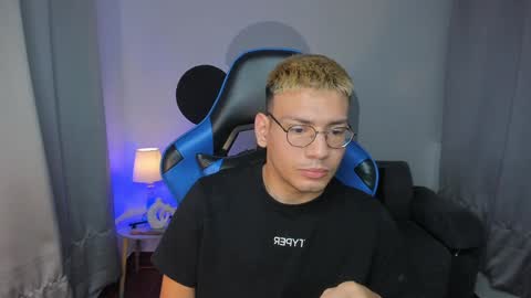 Snapshot of timothy_jones1 chatting on January 8, 2025, 11:54 am timi jones online show from January 8, 2025, 11:54 am